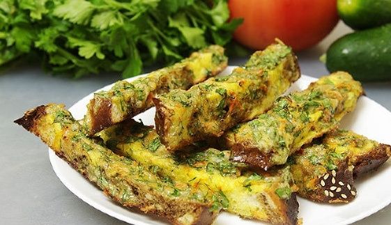 Гренки с сыром и морковью: быстрая радость для завтрака