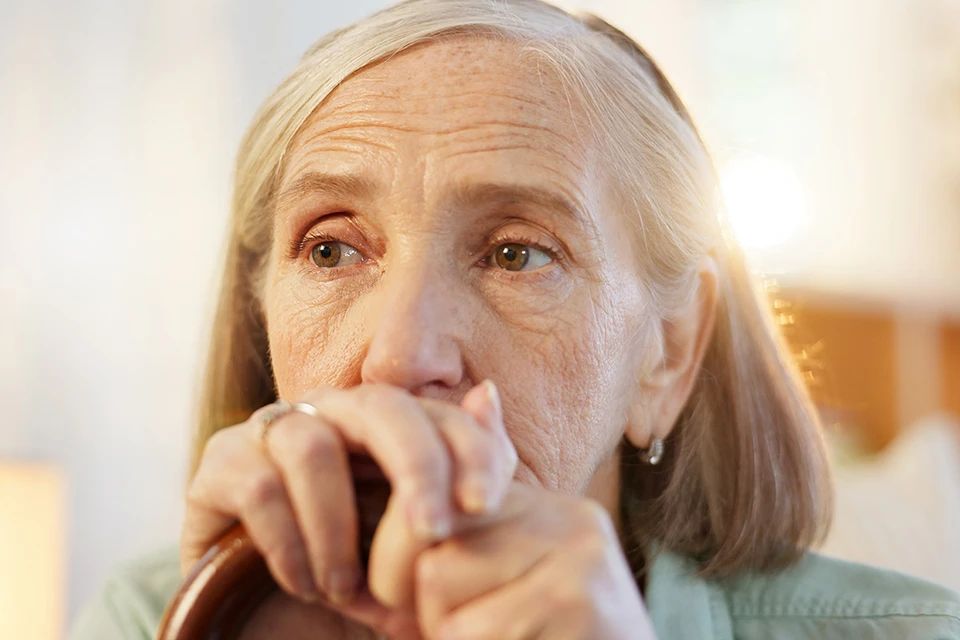 Одинокие годы: неожиданные истины о жизни в старости