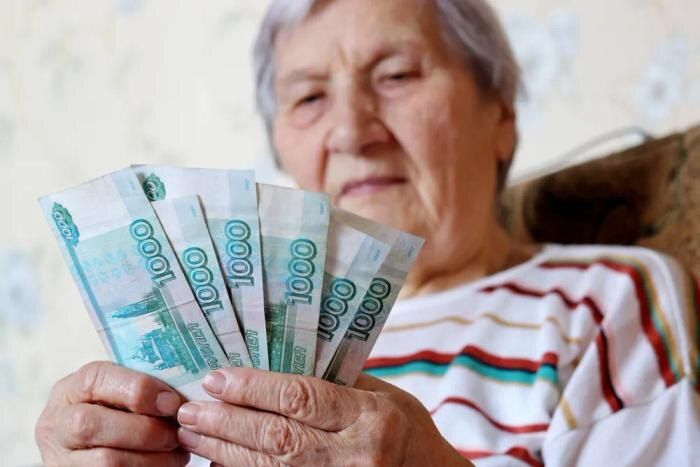 Разрыв в пенсионных выплатах в России достиг рекорда