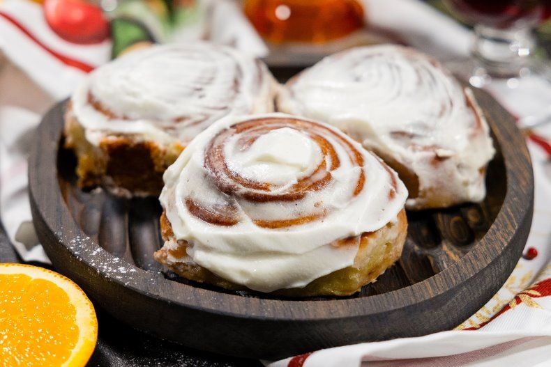 Синнабоны с корицей и кремом: наслаждение, от которого нельзя отказаться