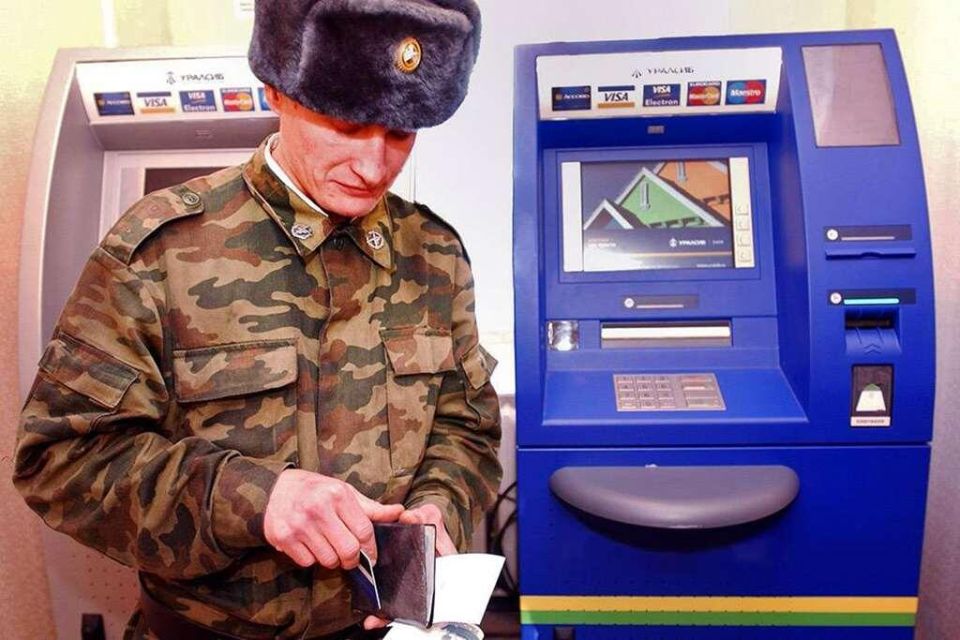 Судебные приставы не могут списывать ветеранам заработанные пенсии