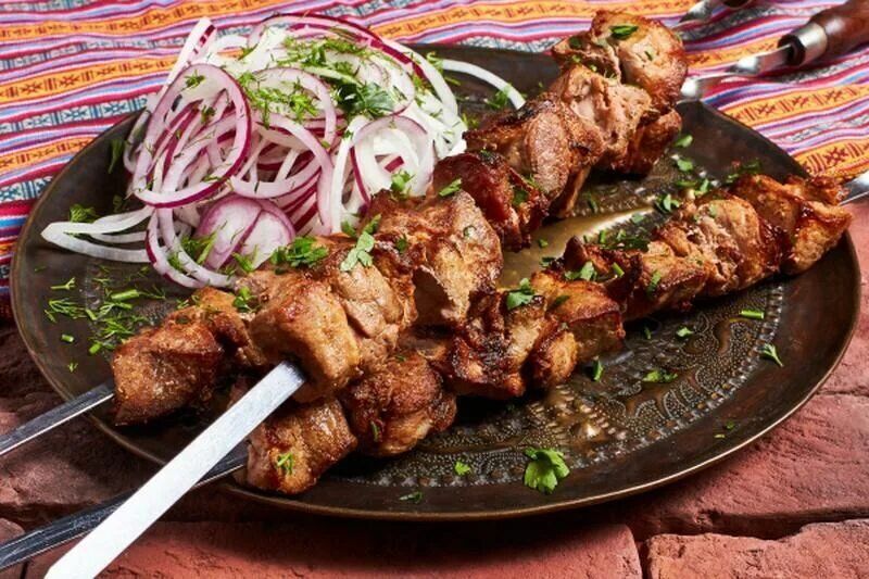 Мцвади: грузинское искусство шашлыка без маринада