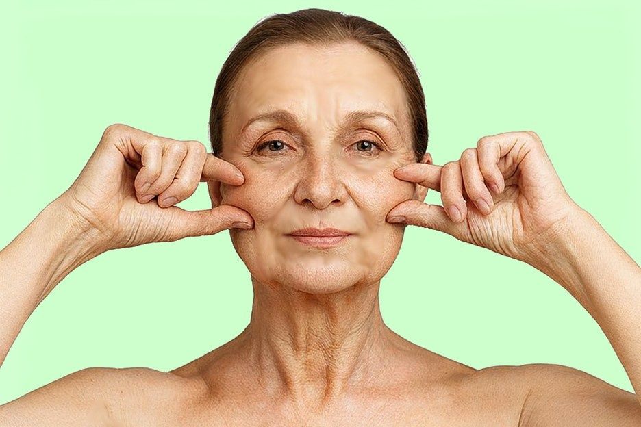 Как щипковый массаж возвращает коже молодость: простота и эффективность