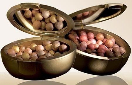 Возвращение румян: Как создать идеальный образ с помощью этого тренда