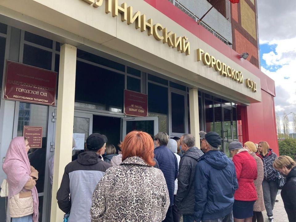 Россия в долговой яме: число банкротов растет на фоне финансового кризиса