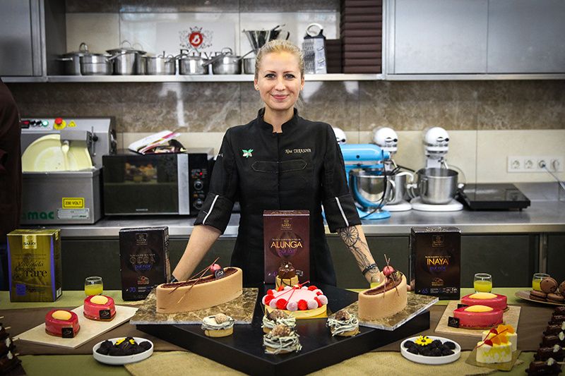 Шоколад: волшебство от бобов до изысканного десерта