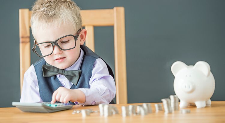 Алименты на усыновленных детей: что нужно знать каждый приемный родитель в 2025 году