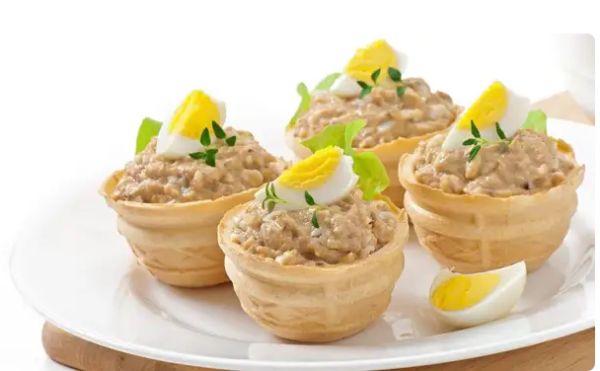 Неповторимый яичный паштет: вкусные рецепты с луком и грибами