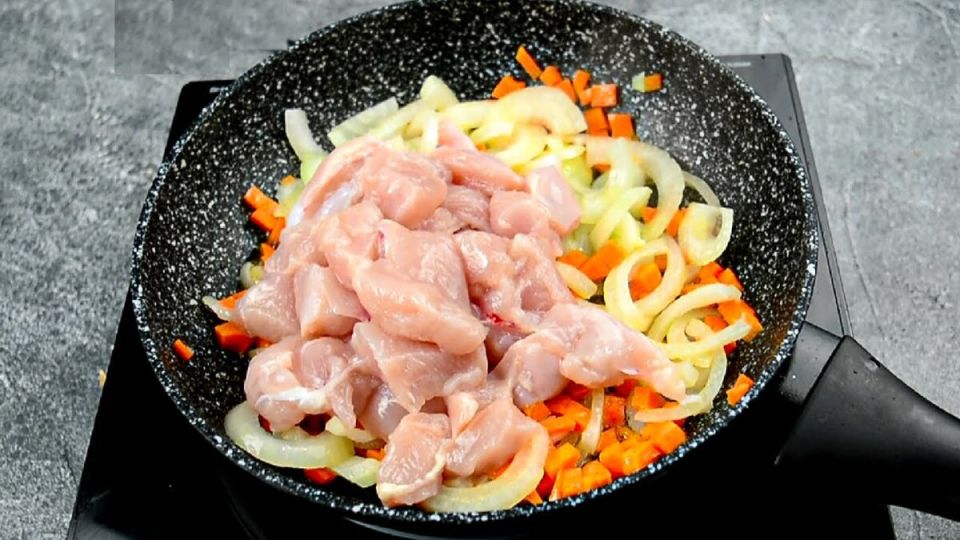 Курица с вермишелью: Быстрый и вкусный рецепт для занятых