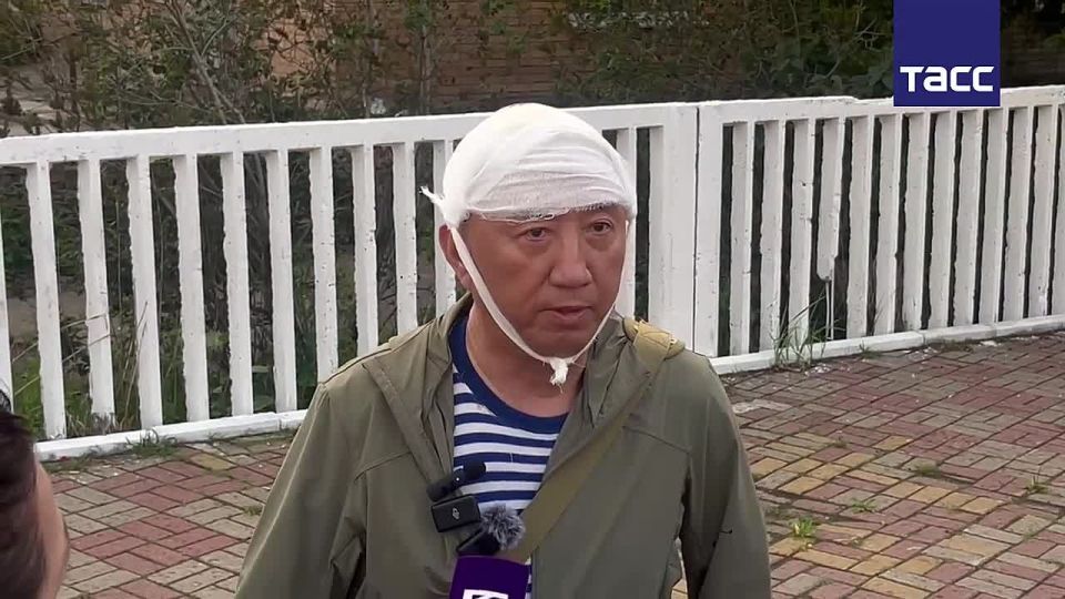     ,      , ,         