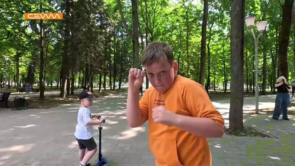  !    