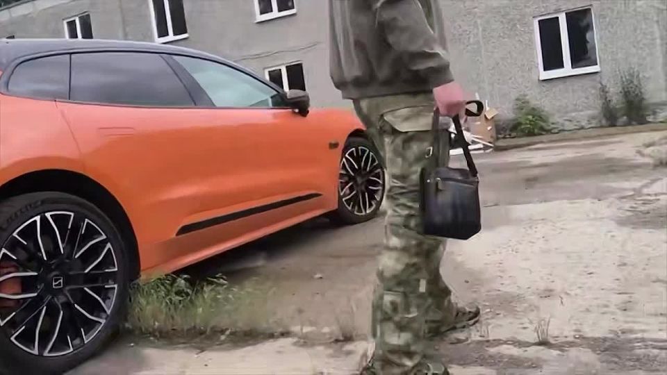  ..    19         