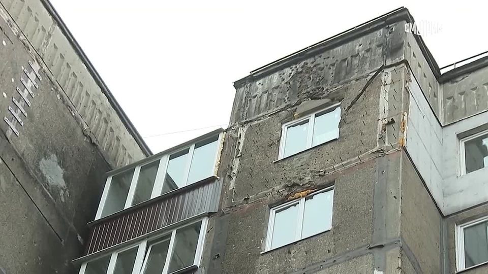     ,        