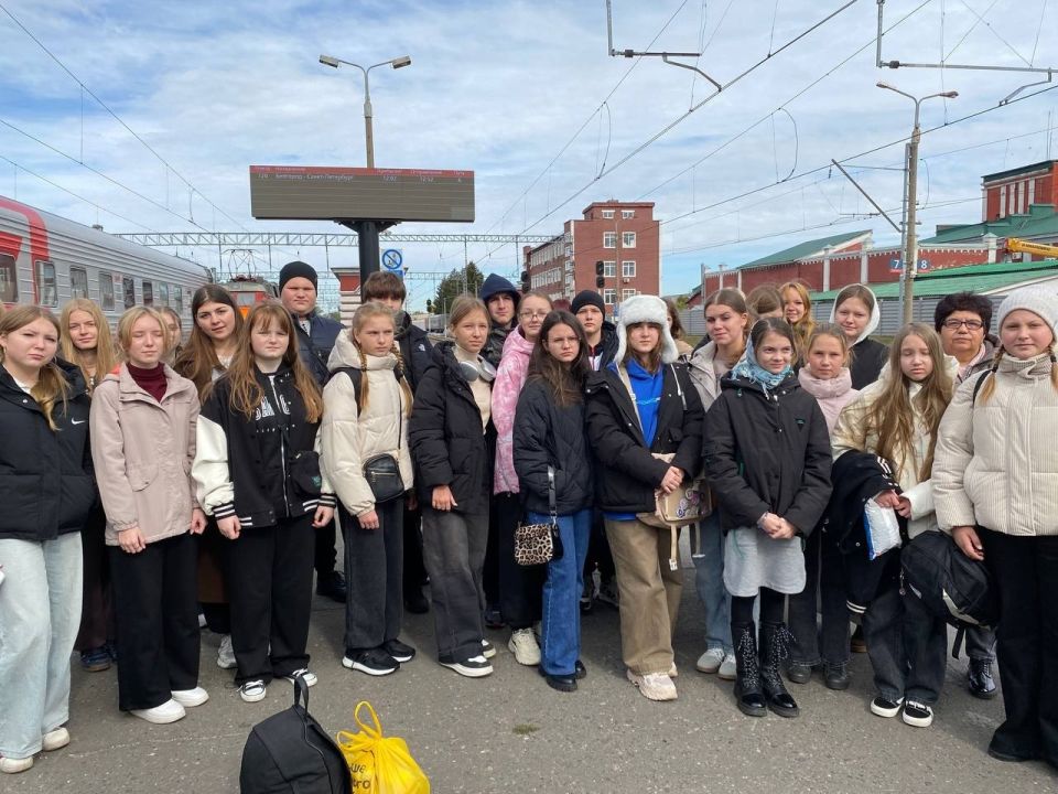 2 октября благодаря реализации национального проекта «Семья» стартовали культурно-просветительские поездки для одарённых детей