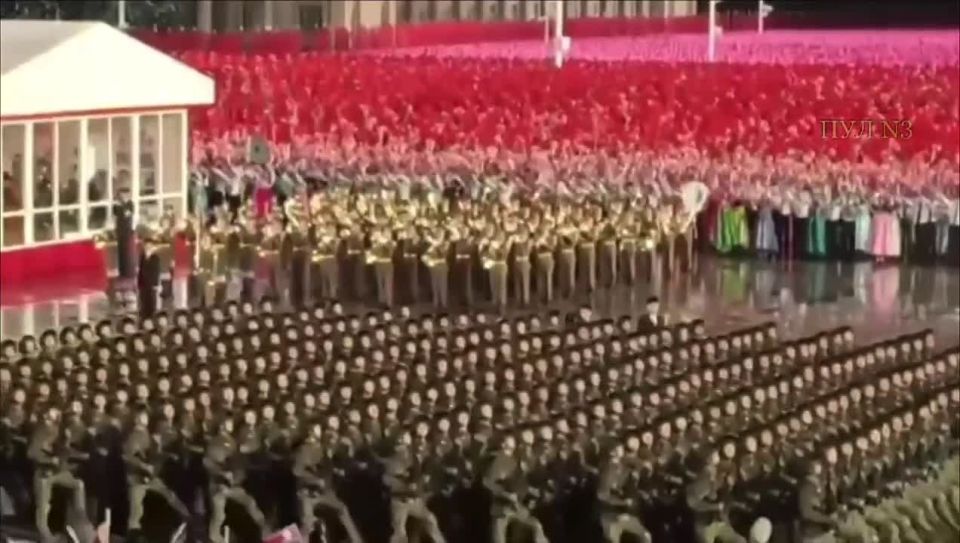 В Пхеньяне прошел военный парад в честь 80-летия ТПК: Отдельно прошла колонна бойцов участвовавших в Курской освободительной операции