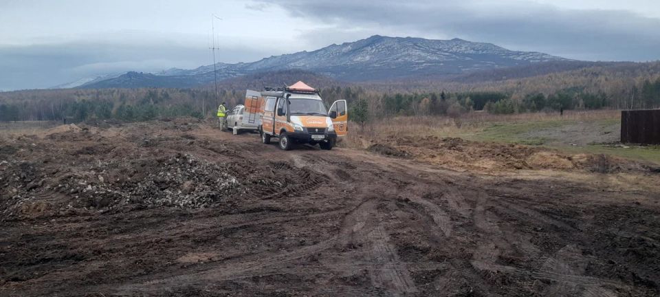«Драгоценные часы и дни были потеряны»: в поисковой службе «Лиза Алерт» объяснили, почему прекращают активные поиски пропавшей в горах семьи