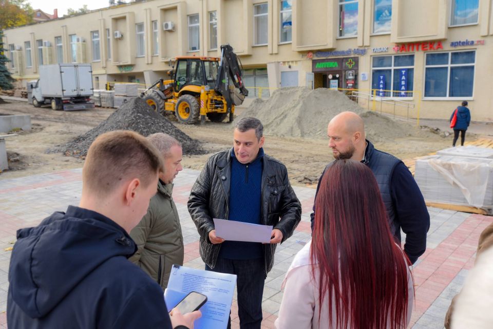 Александр Хинштейн: Сегодня провёл первый объезд по объектам города с новым главой Курска Евгением Масловым