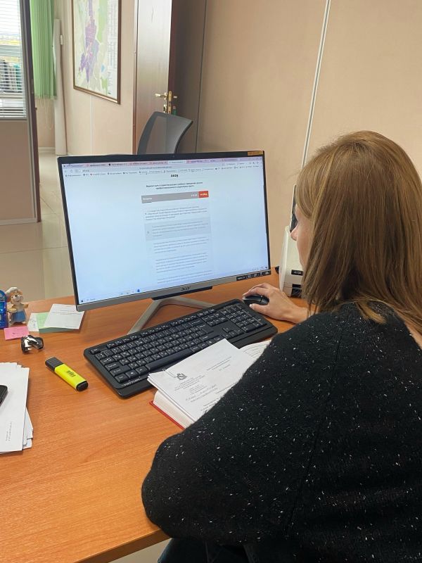 Сегодня сотрудники Министерства по государственной охране объектов культурного наследия Курской области приняли участие в IX ежегодной акции «Всероссийский экономический диктант»