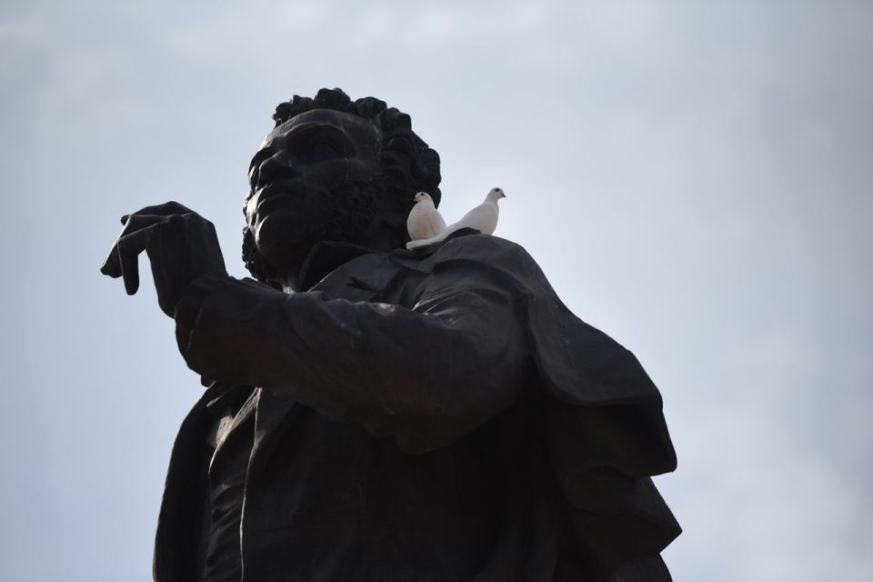 Минкульт Курской области прокомментировал ситуацию с билетами на спектакли московских театров