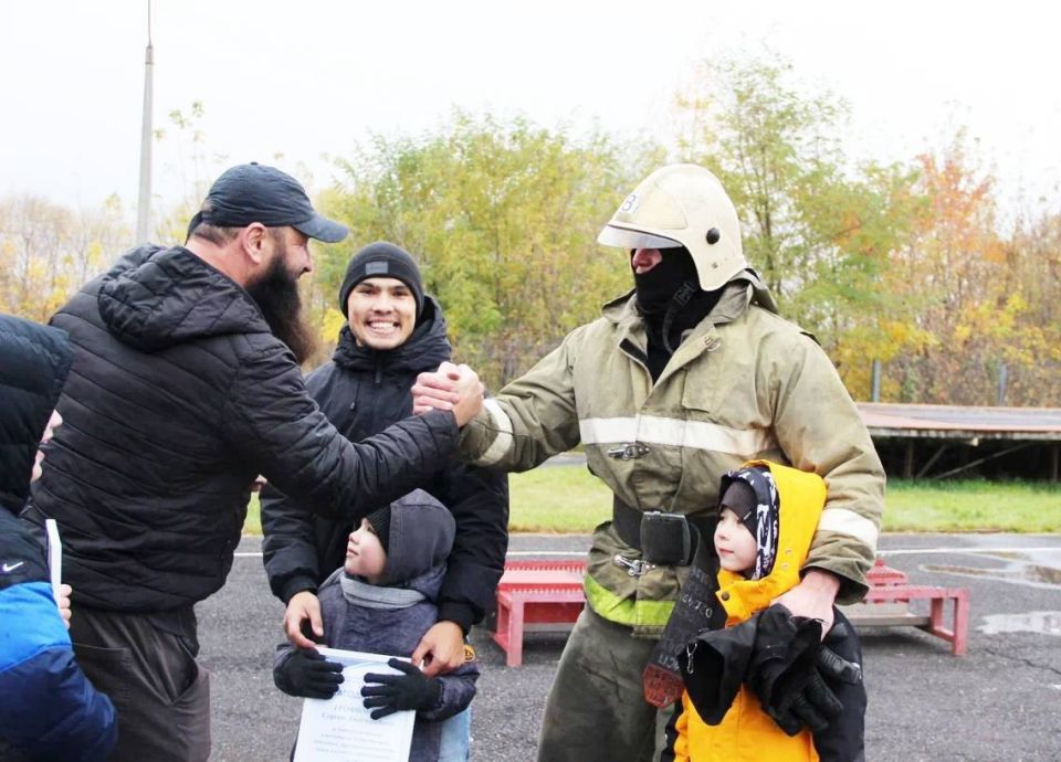 Курские папы проявили себя в роли пожарных
