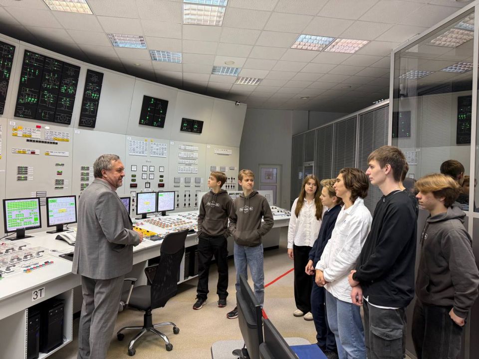 Школьники примерили на себя роль атомщиков на Курской АЭС