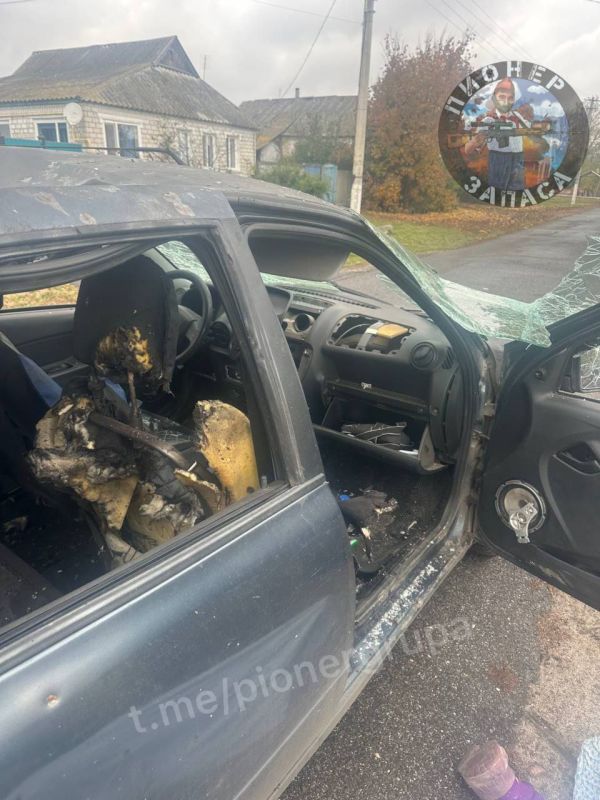 Час назад в Курской области украинские террористы атаковали гражданский автомобиль в н.п. Белица