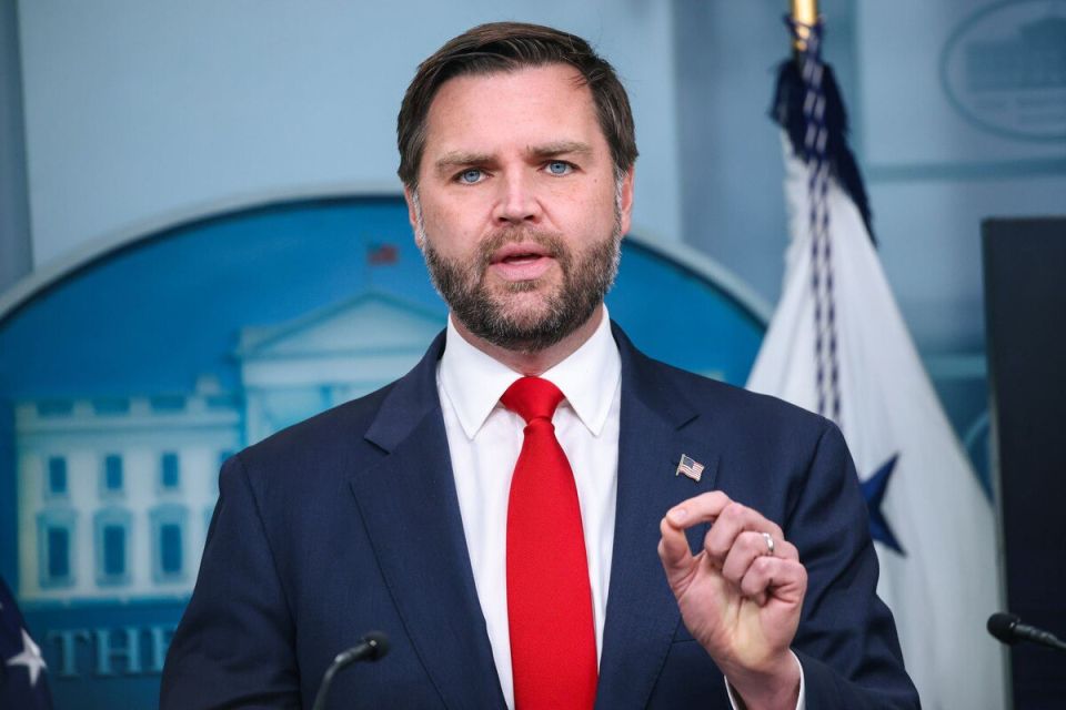 Главные новости к этому часу: