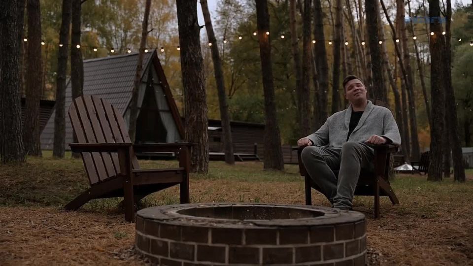   ,   !  ,    ,           -  