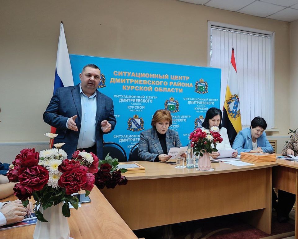 Сергей Ливенцев: В минувшую пятницу был удостоен чести принять участие в отчетно-выборной конференции Дмитриевского местного отделения Курского регионального отделения Союза женщин России