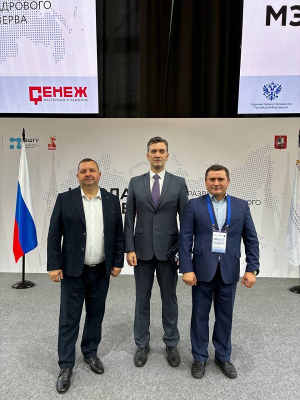 Сергей Ливенцев: В эти дни находимся в рабочей командировке в городе Солнечногорск, где совместно с руководителями муниципальных образований проходим обучение по программе «Школа мэров», реализуемой ВШГУ Президентской...