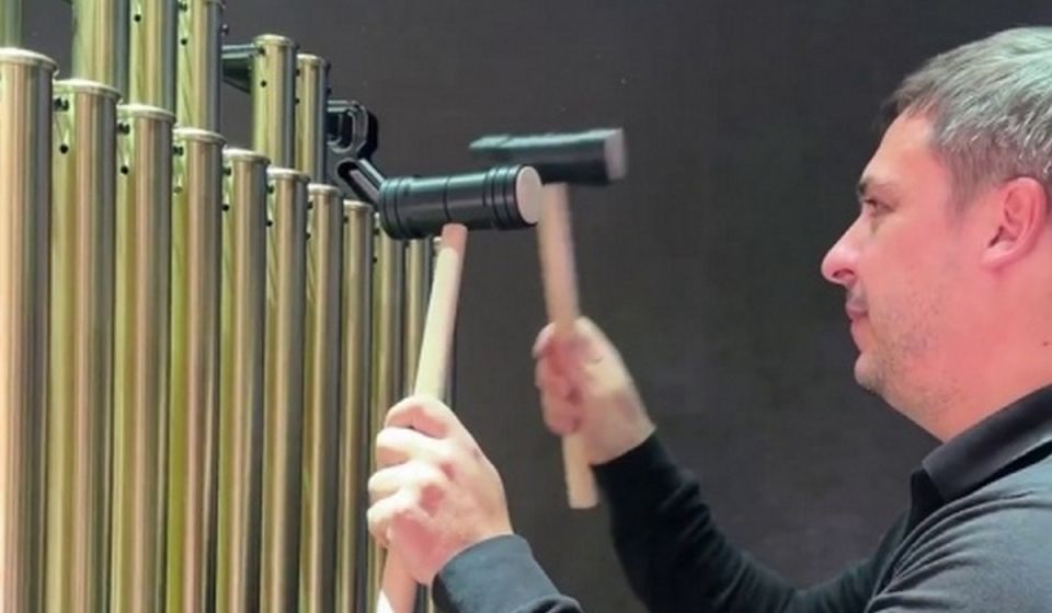 Для Курской филармонии приобрели оркестровый колокол