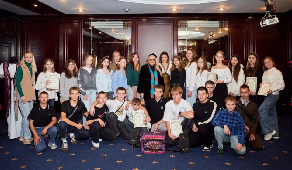 Татьяна Михалкова встретилась с юными дизайнерами из приграничья Курской области