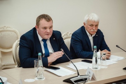 Хочу рассказать подробнее о направлениях эковолонтерства, экопросвещения и экожурналистики, которые обсуждали на расширенном заседании общественного совета при Минприроды Курской области