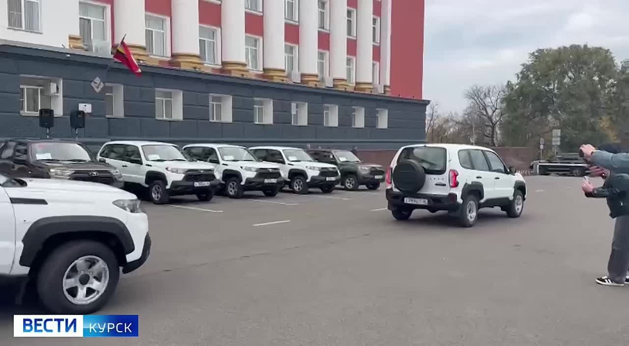 123 Помощь от Сербии: 10 новых автомобилей — в курские больницы