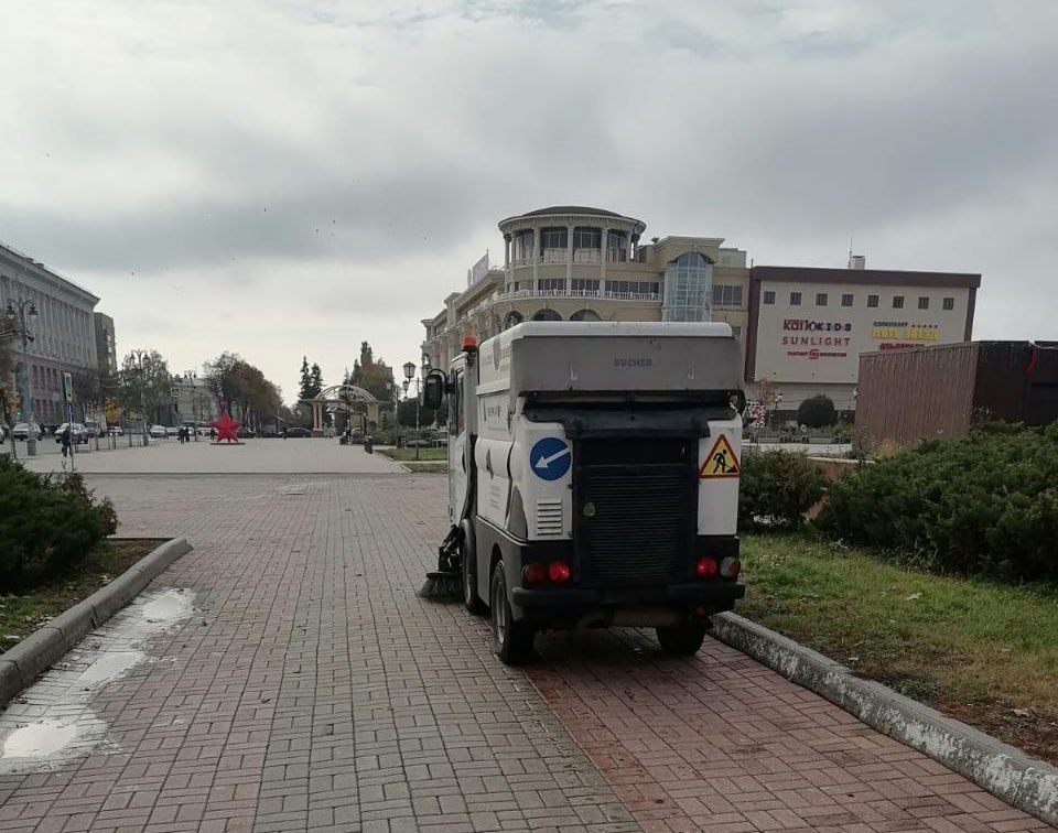 Коммунальные службы города продолжают свою работу