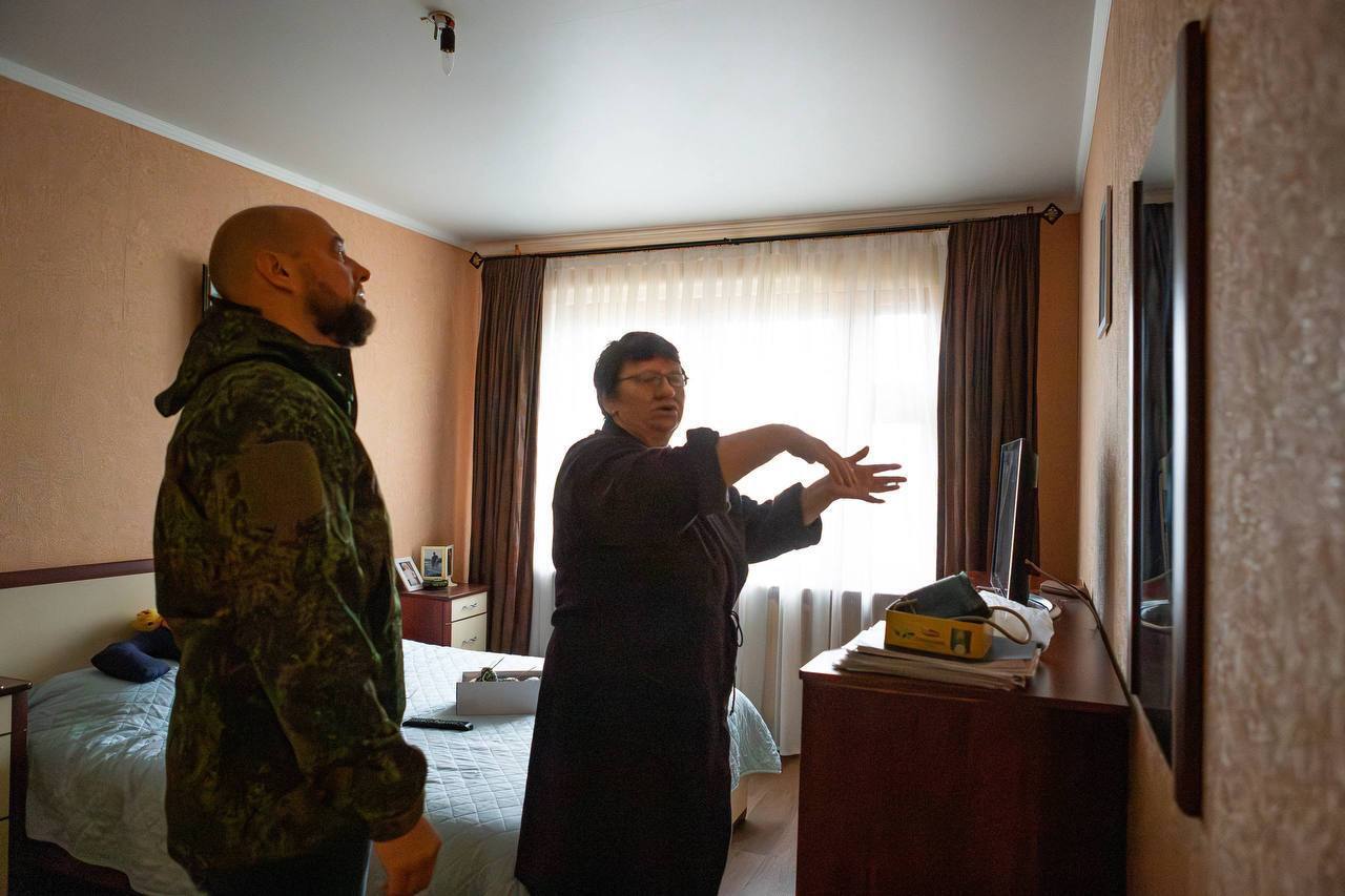 В Курске решают проблему с протекающей крышей в доме на Кавказской