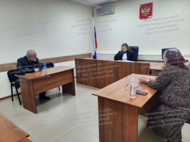 Суд оштрафовал курянина за нападение на жену во время семейного конфликта