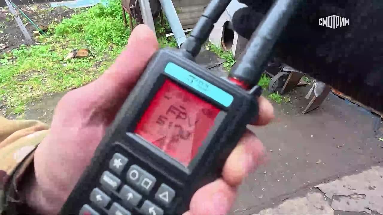 11111Бойцы группировки войск "Север" доставили гуманитарную помощь в приграничные поселки Курской области