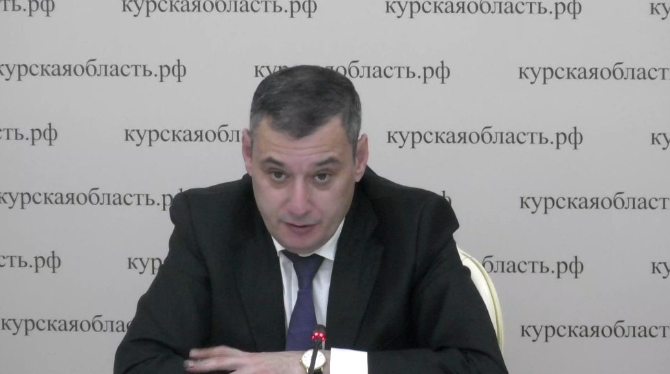 Хинштейн придёт на спектакль с Машковым в Курске, но рекомендовал не делать этого другим чиновникам