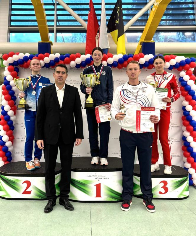 НОВЫЙ СЕЗОН НАЧАЛИ С "БРОНЗЫ"