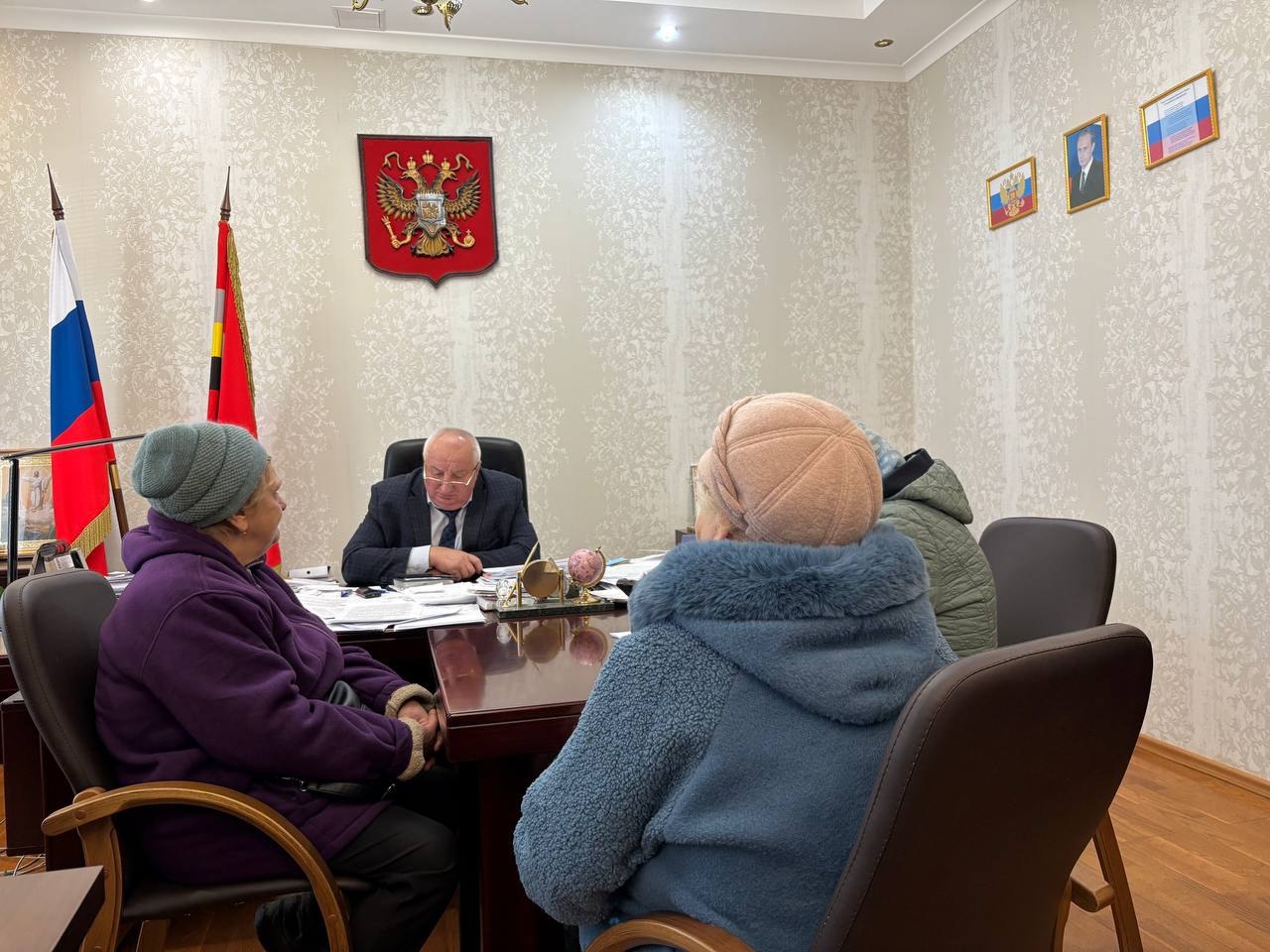 Геннадий Енютин: Еженедельно по вторникам провожу личный прием граждан