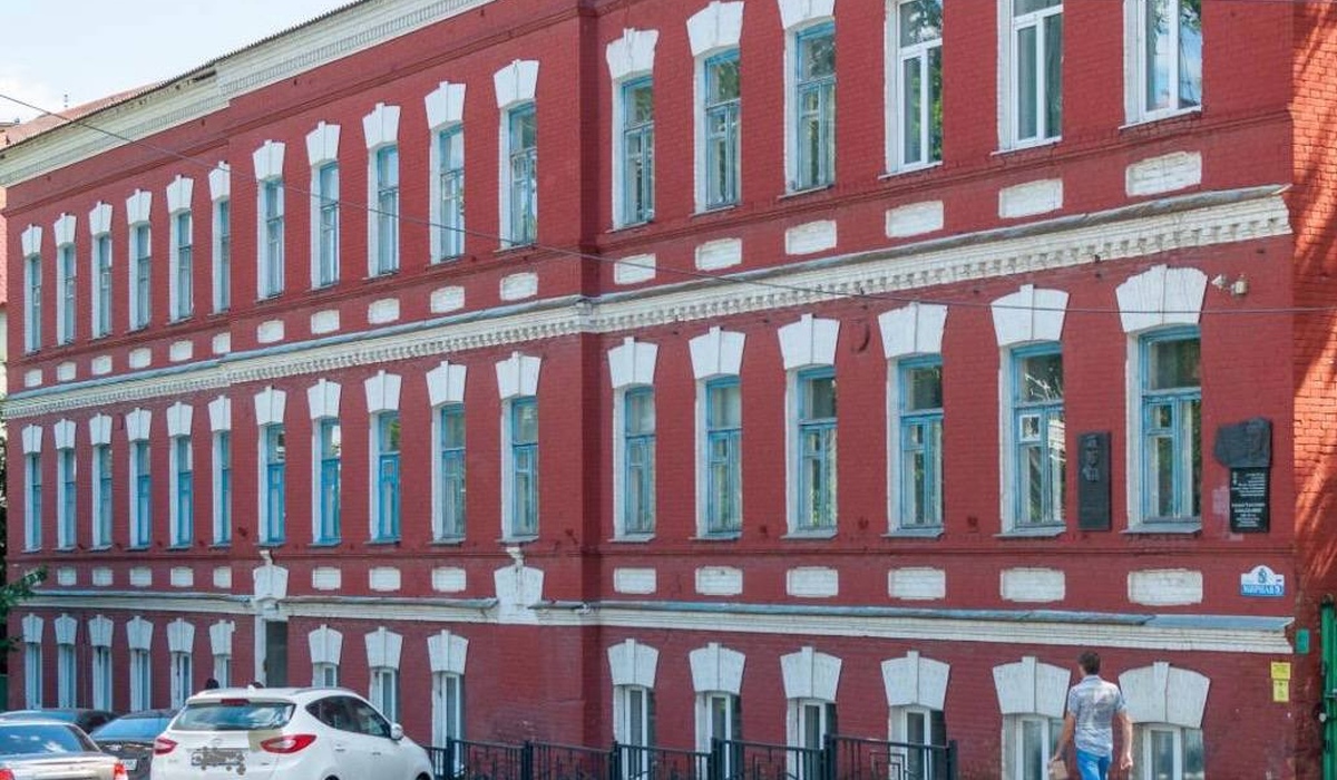 В Курске прокуратура требует установить табличку на старинное здание