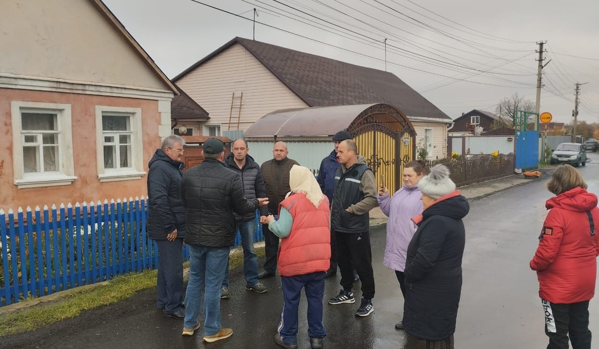 В Курске решают проблему с подтоплением домов на улице Прилужной