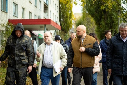 Евгений Маслов: Как и обещал на встрече с жителями Сеймского округа, приехал по их обращениям