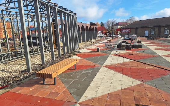 В местечке Свобода под Курском завершают благоустройство центральной зоны отдыха