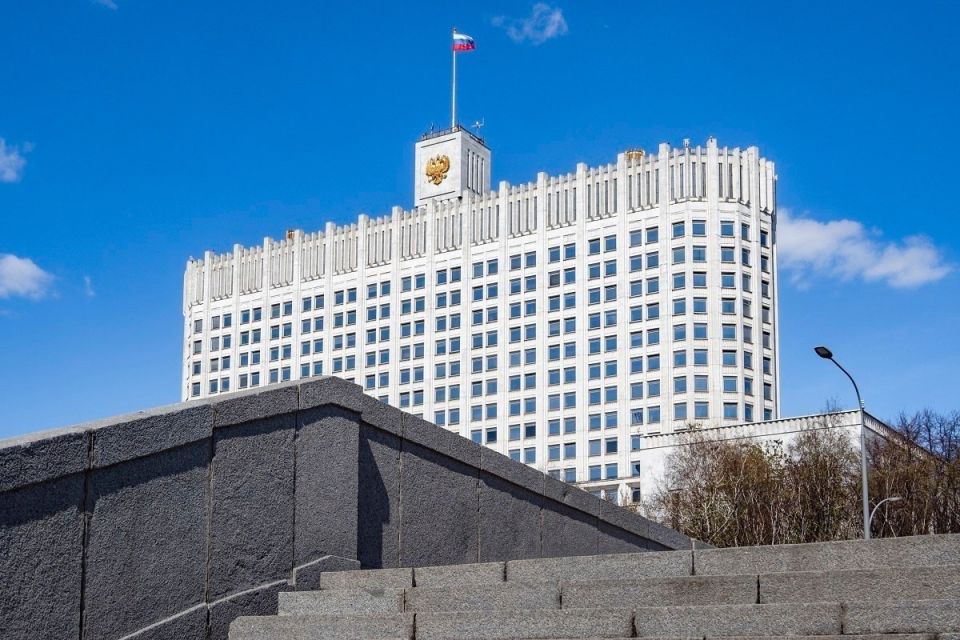 Правительство РФ выделило свыше 4 млрд рублей на поддержку пострадавшим организациям и индивидуальным предпринимателям в Белгородской, Брянской и Курской областях