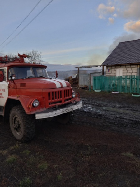 В Курской области потушен пожар на подворье