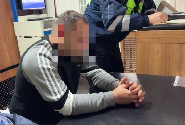 Полиция задержала лишенного прав пьяного курянина, управлявшего машиной, с 7-кратным превышением нормы