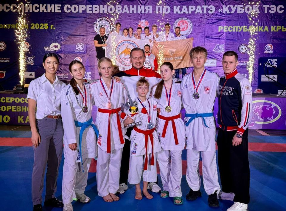 СЕМЬ МЕДАЛЕЙ КАРАТИСТОВ. Спортсмены федерации каратэ Курской области завоевали семь медалей в Симферополе на Всероссийских соревнованиях «Кубок ТЭС»