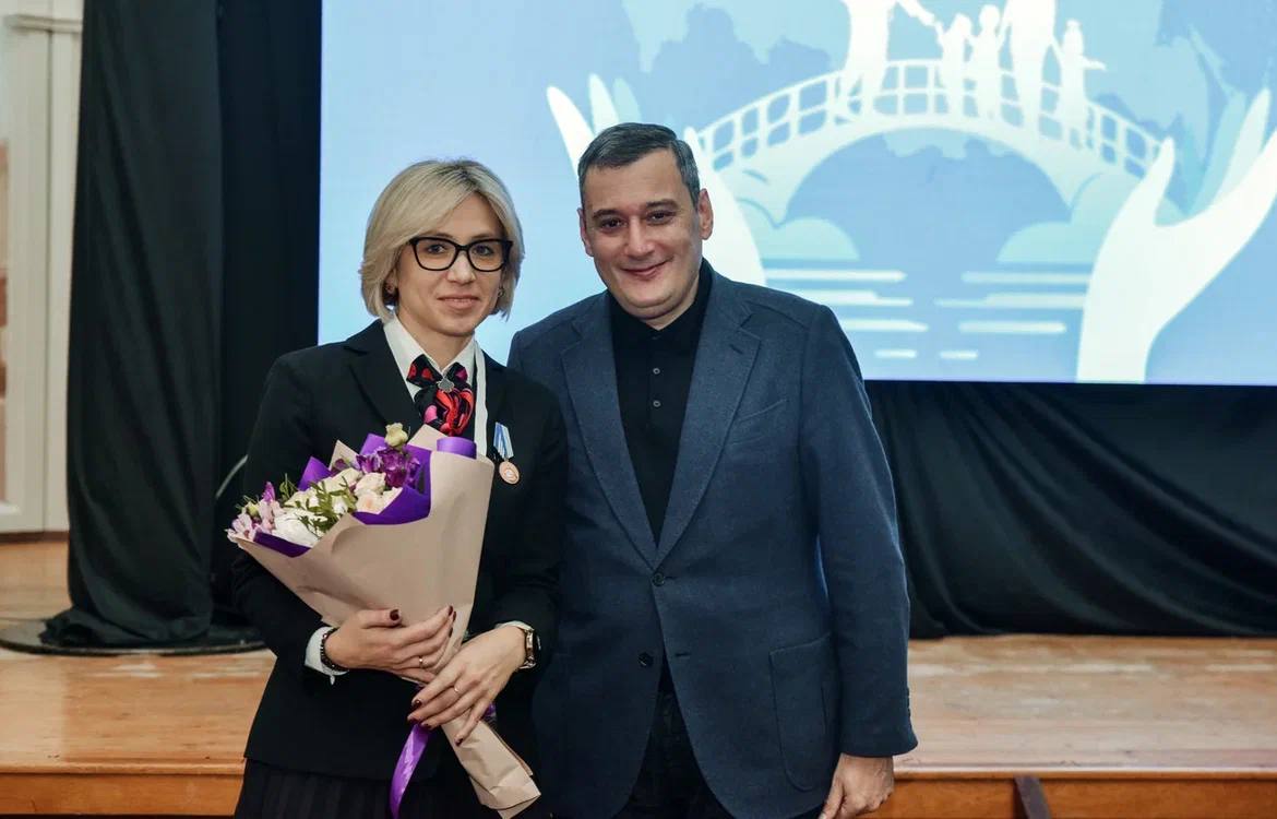 В Курске наградили поддерживающие бойцов СВО организации